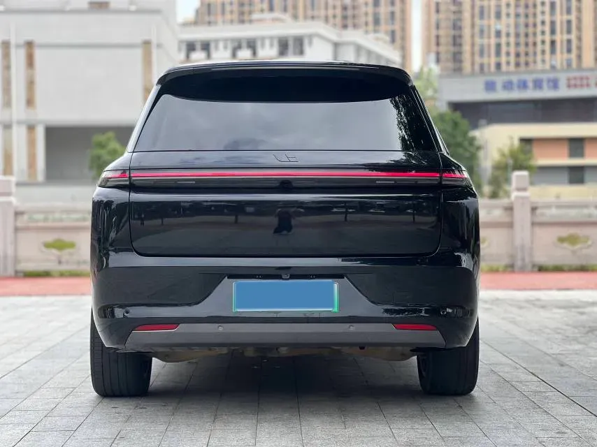 2023 Li L8 Range Extended 154HP REEV 40.9KWH,autocango,china used car exporter,china ev exporter,chinese used car exporter,chinese used ev exporter