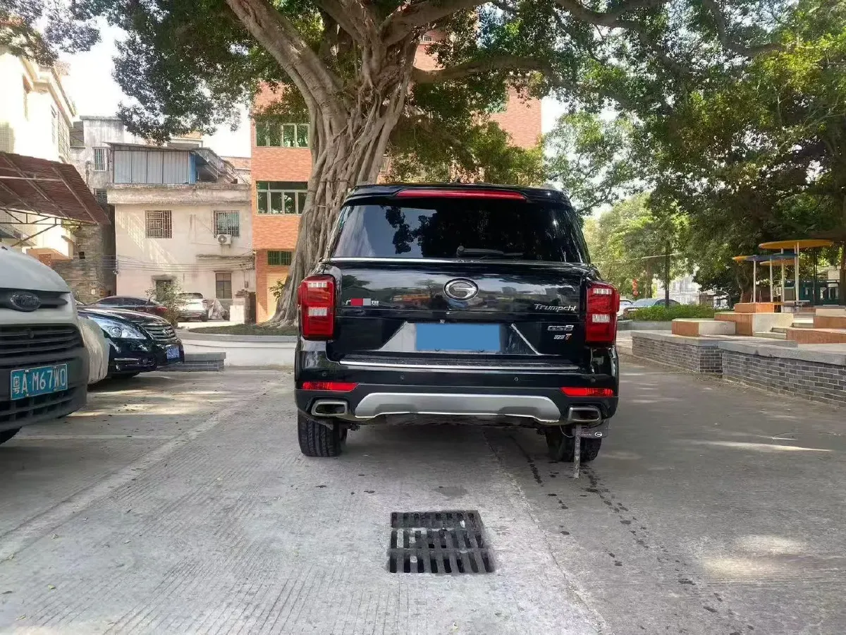 2017 GAC Trumpchi GS8 2.0T 201HP L4 6AT,autocango,china used car exporter,china ev exporter,chinese used car exporter,chinese used ev exporter