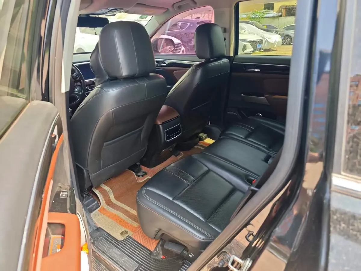 2017 GAC Trumpchi GS8 2.0T 201HP L4 6AT,autocango,china used car exporter,china ev exporter,chinese used car exporter,chinese used ev exporter