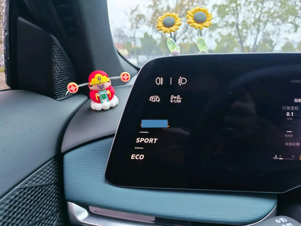 2023 MG 7 2.0T 261HP L4 9AT,autocango,china used car exporter,china ev exporter,chinese used car exporter,chinese used ev exporter