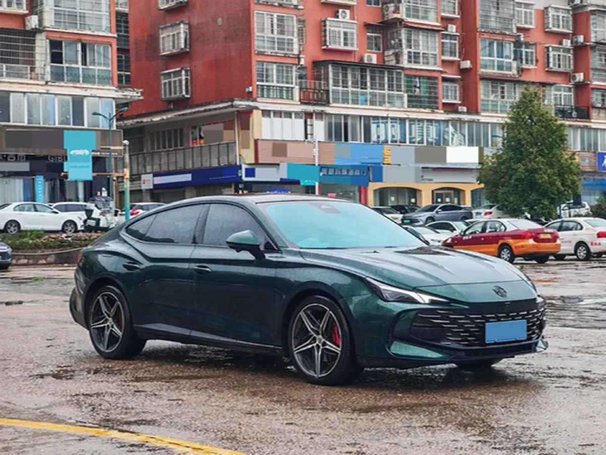 2023 MG 7 2.0T 261HP L4 9AT,autocango,china used car exporter,china ev exporter,chinese used car exporter,chinese used ev exporter