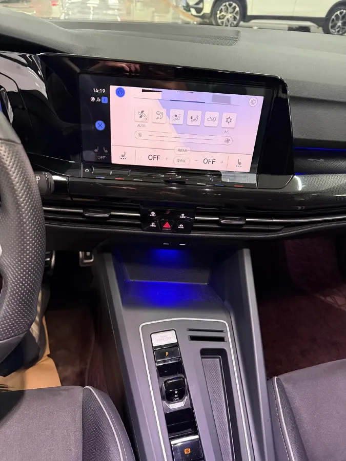 2023 Volkswagen Golf 1.4T 150HP L4 7DCT,autocango,china used car exporter,china ev exporter,chinese used car exporter,chinese used ev exporter