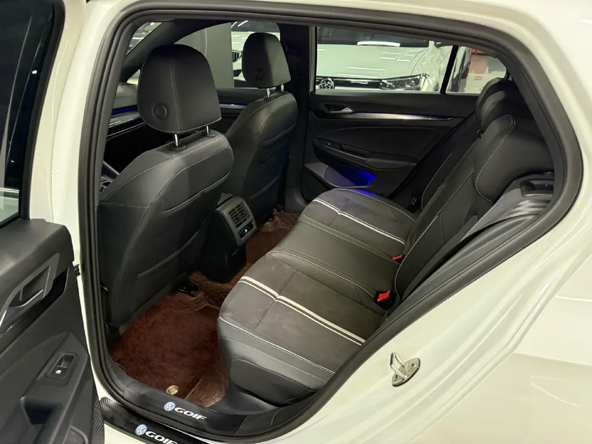 2023 Volkswagen Golf 1.4T 150HP L4 7DCT,autocango,china used car exporter,china ev exporter,chinese used car exporter,chinese used ev exporter