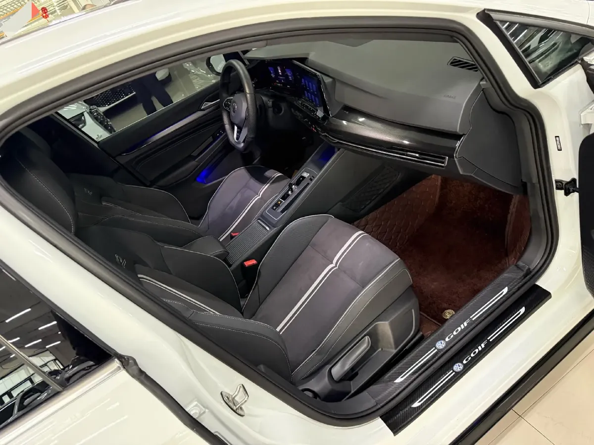 2023 Volkswagen Golf 1.4T 150HP L4 7DCT,autocango,china used car exporter,china ev exporter,chinese used car exporter,chinese used ev exporter