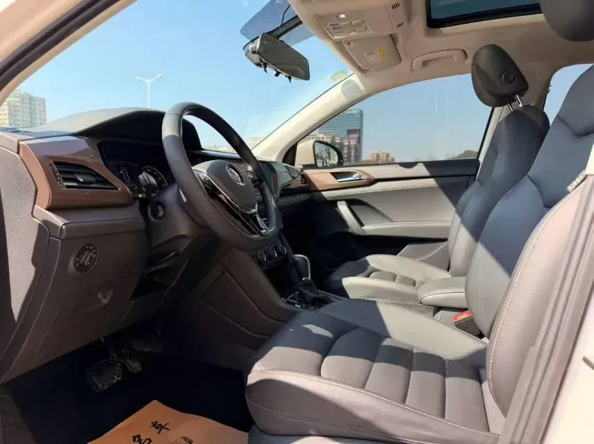 2020 Volkswagen Tharu 1.4T 150HP L4 7DCT,autocango,china used car exporter,china ev exporter,chinese used car exporter,chinese used ev exporter
