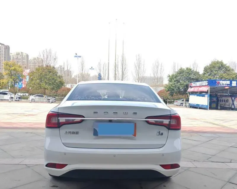 2019 Roewe i5 1.5L 120HP L4 CVT,autocango,china used car exporter,china ev exporter,chinese used car exporter,chinese used ev exporter
