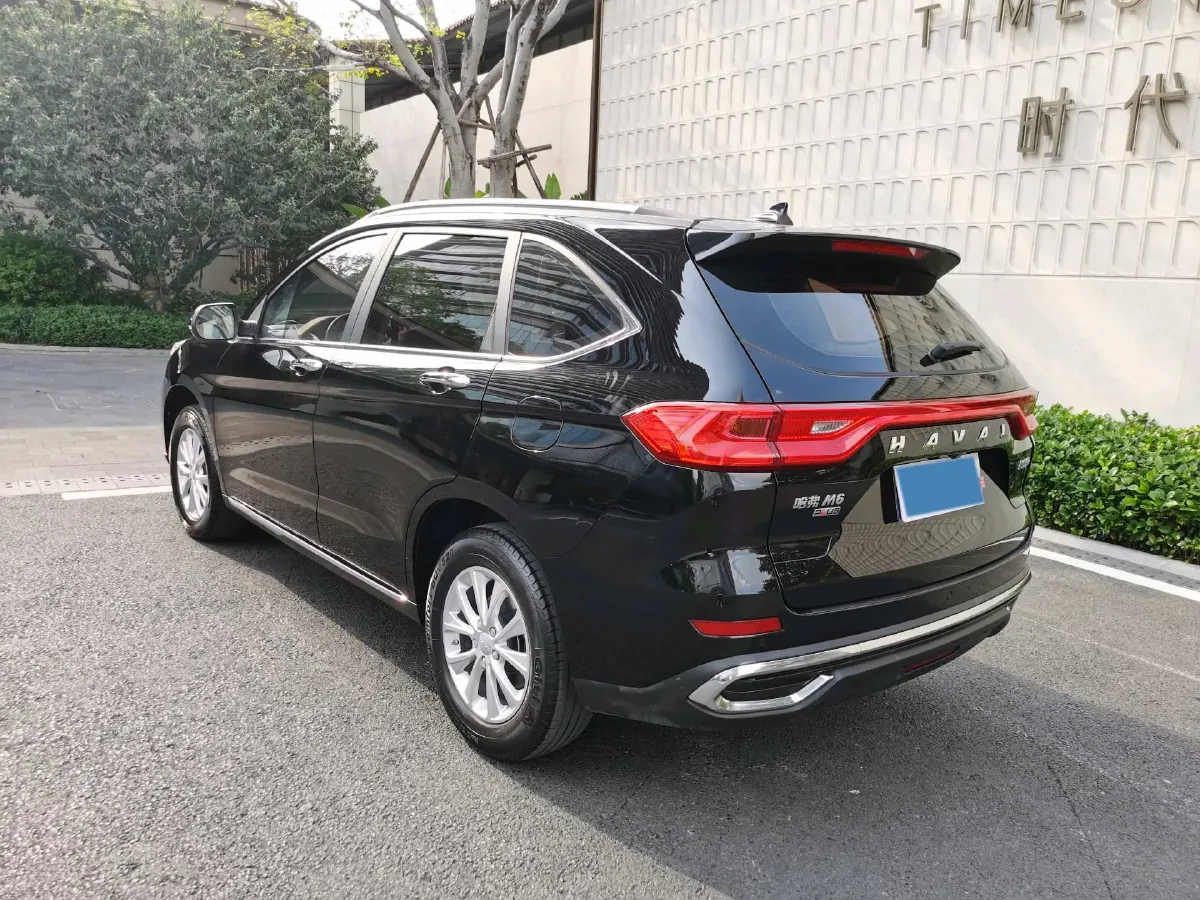 2021 Haval M6 1.5T 150HP L4 7DCT,autocango,china used car exporter,china ev exporter,chinese used car exporter,chinese used ev exporter