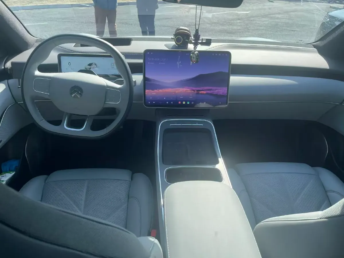 2024 NIO ET5 BEV 75KWH,autocango,china used car exporter,china ev exporter,chinese used car exporter,chinese used ev exporter