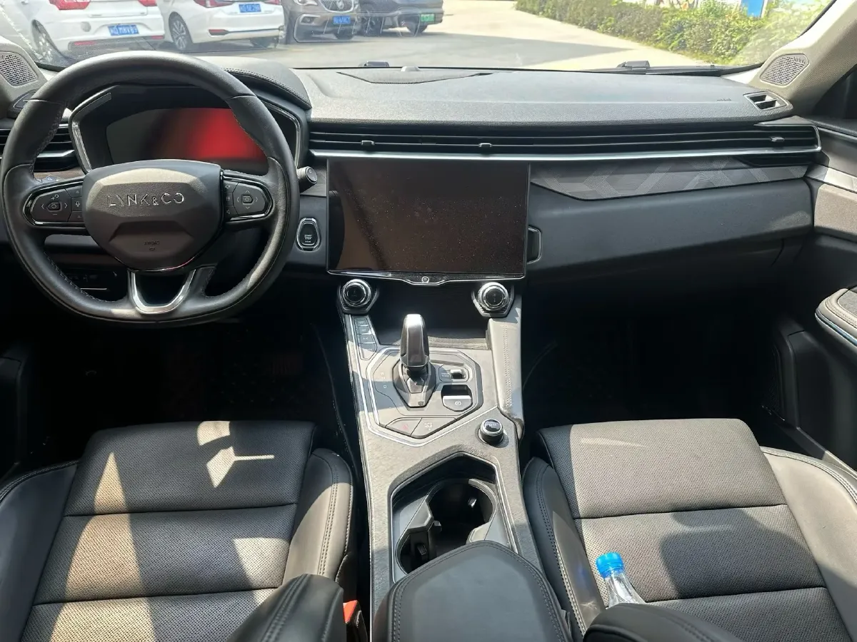 2021 LYNK&CO 01 2.0T 218HP L4 8AT,autocango,china used car exporter,china ev exporter,chinese used car exporter,chinese used ev exporter