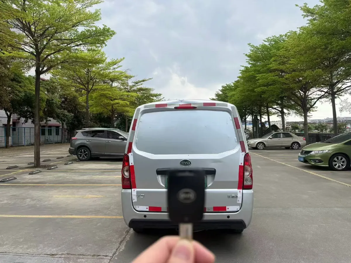 2020 Dongfeng RuiQi 6 2.3T 163HP L4 8AT,autocango,china used car exporter,china ev exporter,chinese used car exporter,chinese used ev exporter