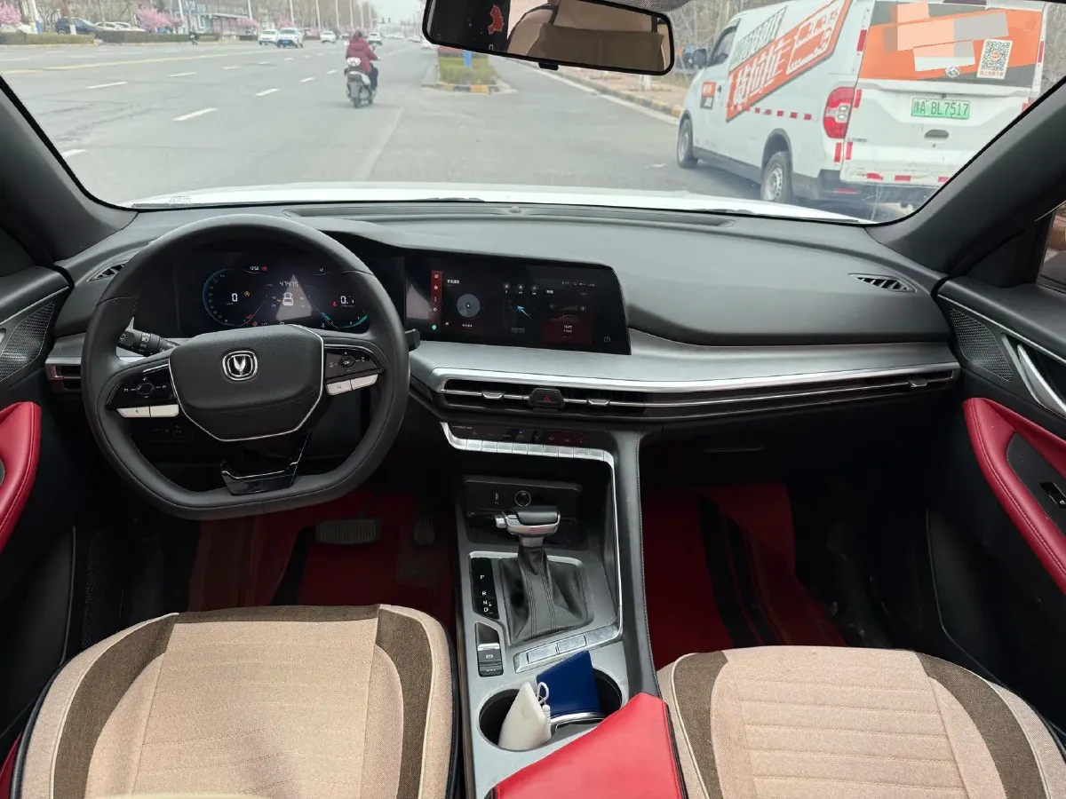 2022 ChangAn CS35 Plus 1.4T 160HP L4 7DCT,autocango,china used car exporter,china ev exporter,chinese used car exporter,chinese used ev exporter