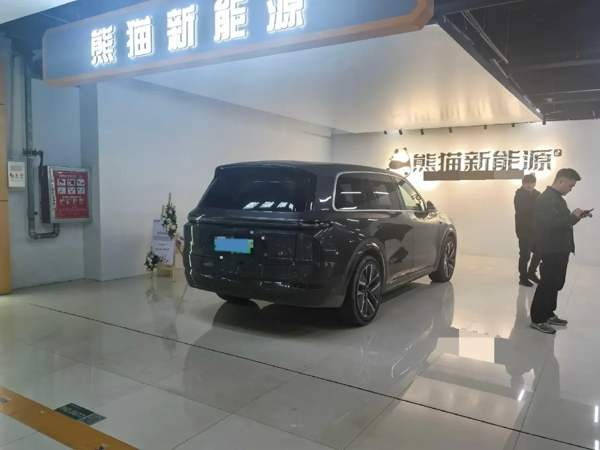 2022 Li L9 Range Extended 154HP REEV 42.6KWH,autocango,china used car exporter,china ev exporter,chinese used car exporter,chinese used ev exporter
