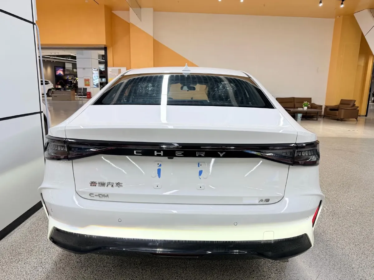 2024 Fulwin FulwinA8 1.5T 156HP L4 1DHT PHEV 18.3KWH,autocango,china used car exporter,china ev exporter,chinese used car exporter,chinese used ev exporter