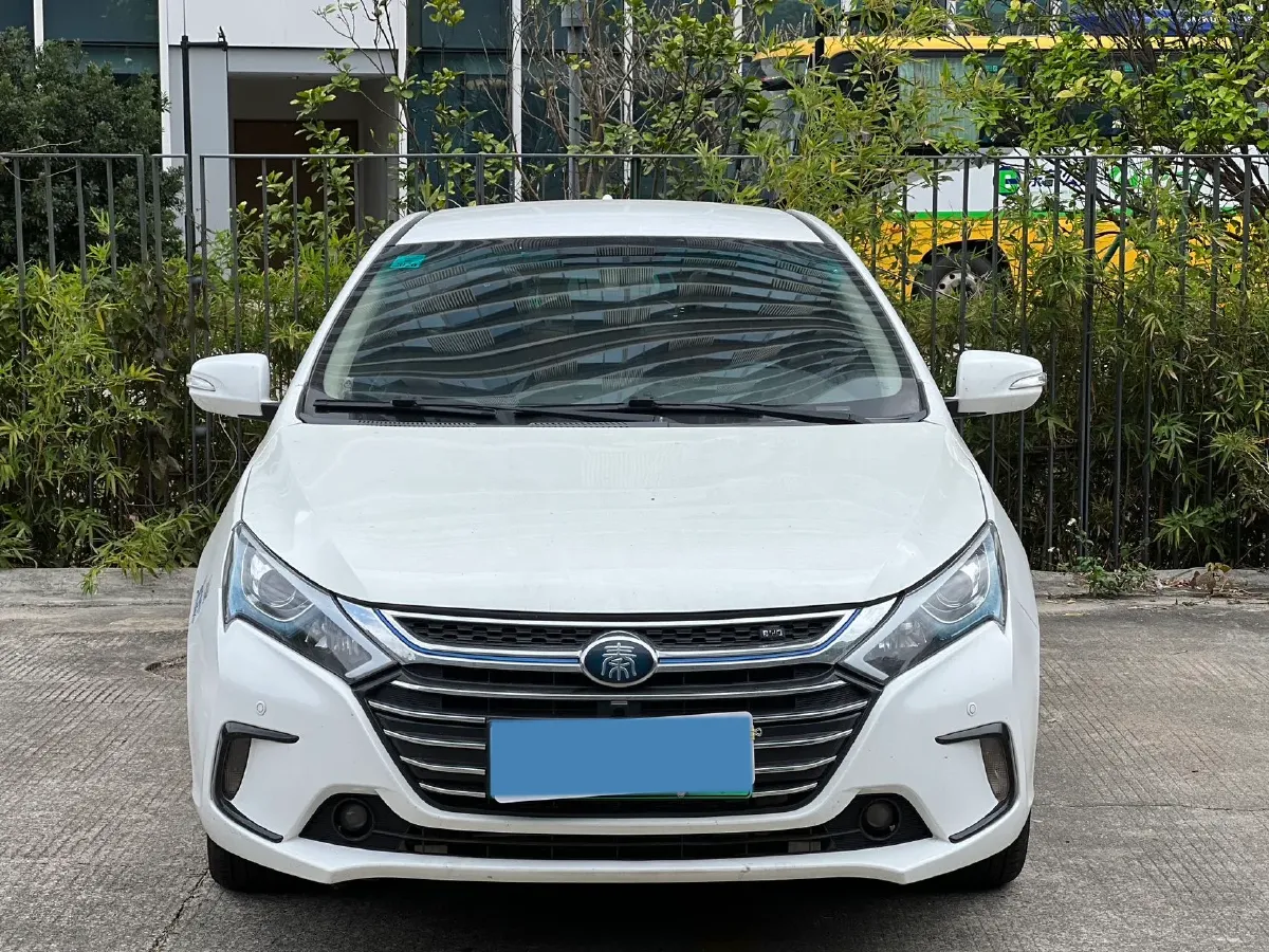 2017 BYD Qin 1.5T 154HP L4 6DCT PHEV,autocango,china used car exporter,china ev exporter,chinese used car exporter,chinese used ev exporter