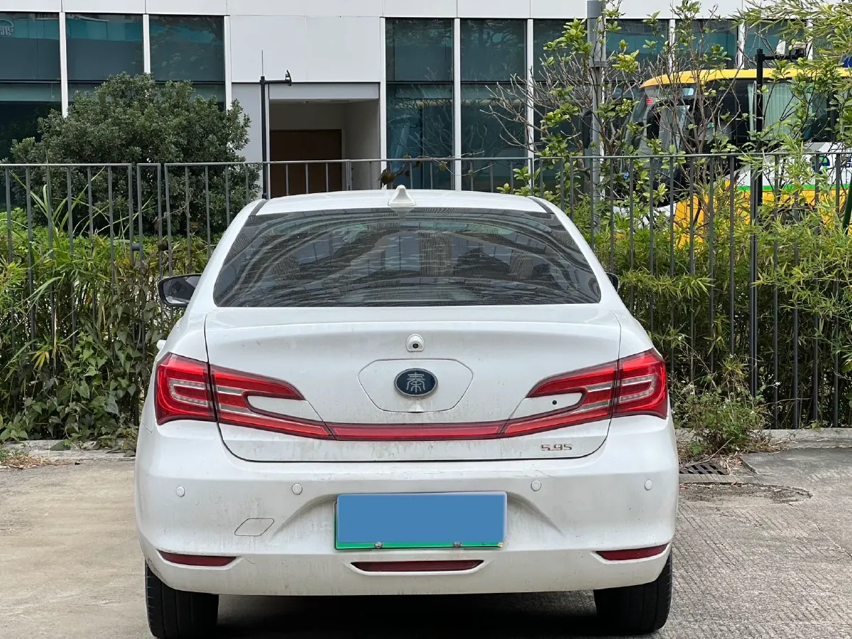 2017 BYD Qin 1.5T 154HP L4 6DCT PHEV,autocango,china used car exporter,china ev exporter,chinese used car exporter,chinese used ev exporter