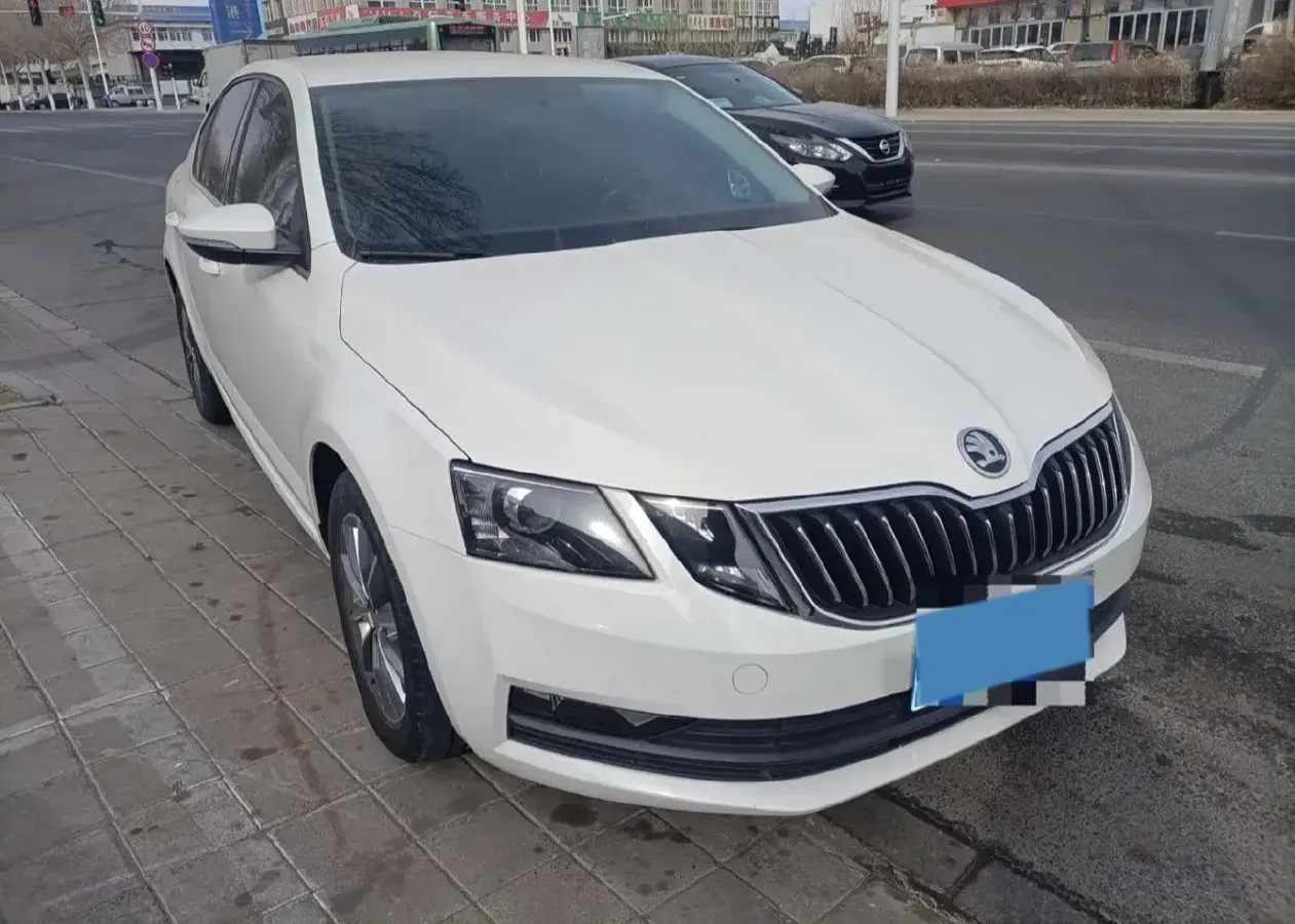 2021 Skoda Octavia 1.5L 113HP L4 6AT,autocango,china used car exporter,china ev exporter,chinese used car exporter,chinese used ev exporter