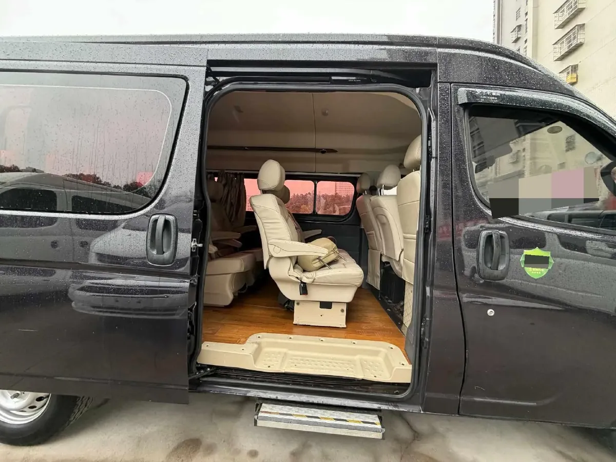 2021 DongFeng DFAC YuFeng 2.3T 143HP L4 6MT,autocango,china used car exporter,china ev exporter,chinese used car exporter,chinese used ev exporter