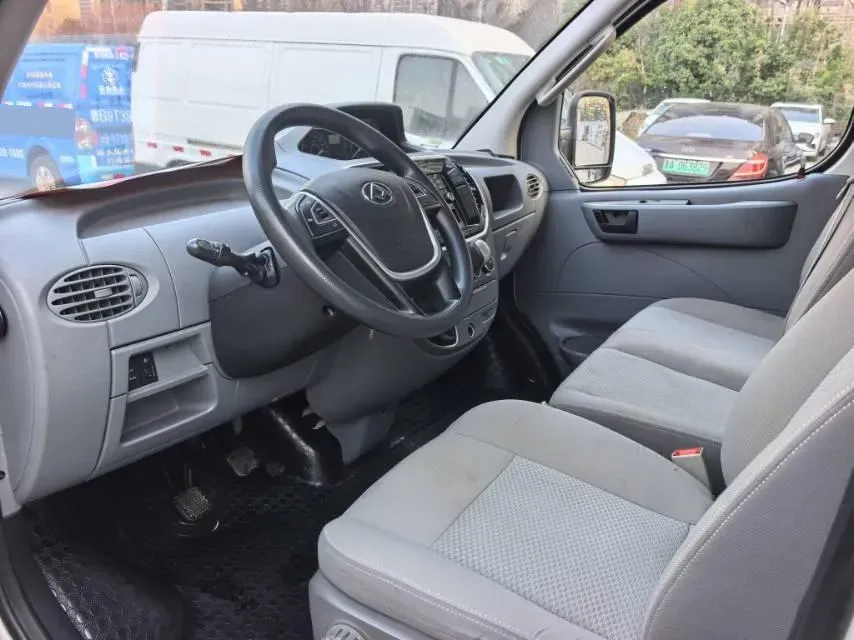 2021 MAXUS T70 2.0T 163HP L4 6MT,autocango,china used car exporter,china ev exporter,chinese used car exporter,chinese used ev exporter