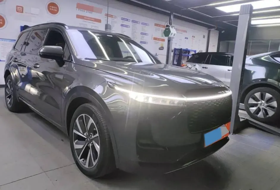 2021 Li ONE Range Extended 131HP REEV 40.5KWH,autocango,china used car exporter,china ev exporter,chinese used car exporter,chinese used ev exporter