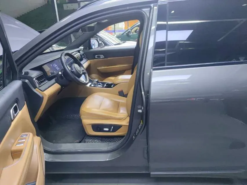 2021 Li ONE Range Extended 131HP REEV 40.5KWH,autocango,china used car exporter,china ev exporter,chinese used car exporter,chinese used ev exporter