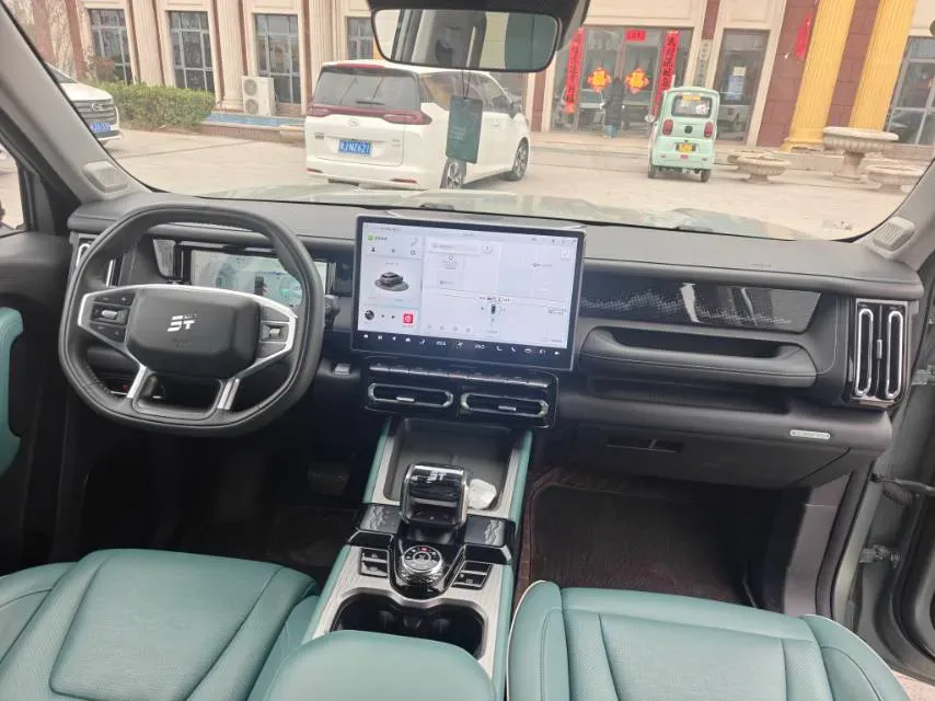 2025 Jetour Traveller 2.0T 254HP L4 7DCT,autocango,china used car exporter,china ev exporter,chinese used car exporter,chinese used ev exporter
