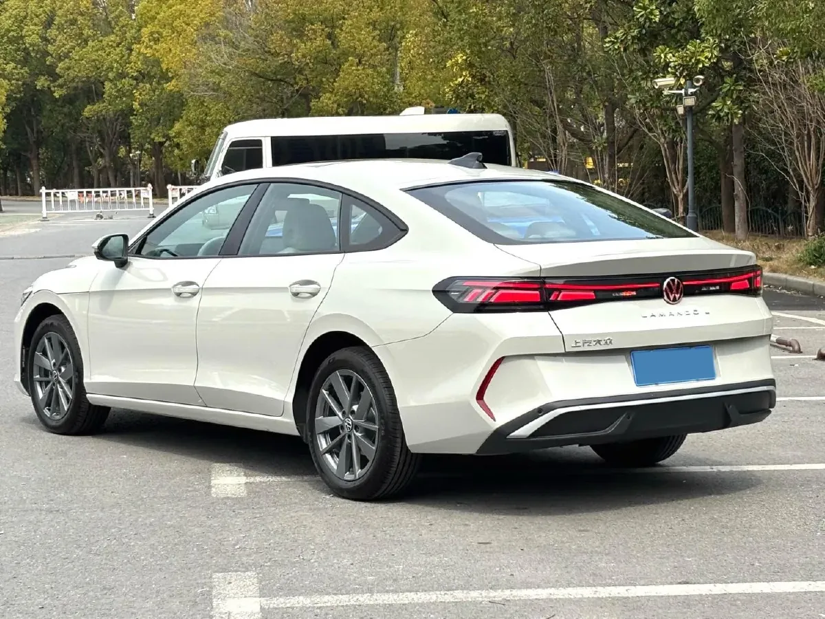 2026 Volkswagen Lamando 1.5T 160HP L4 7DCT,autocango,china used car exporter,china ev exporter,chinese used car exporter,chinese used ev exporter