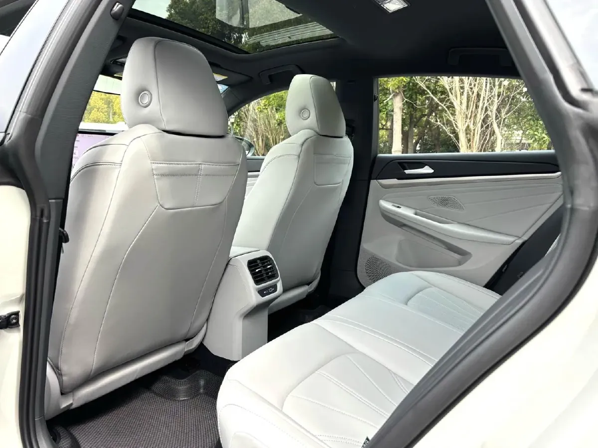 2026 Volkswagen Lamando 1.5T 160HP L4 7DCT,autocango,china used car exporter,china ev exporter,chinese used car exporter,chinese used ev exporter