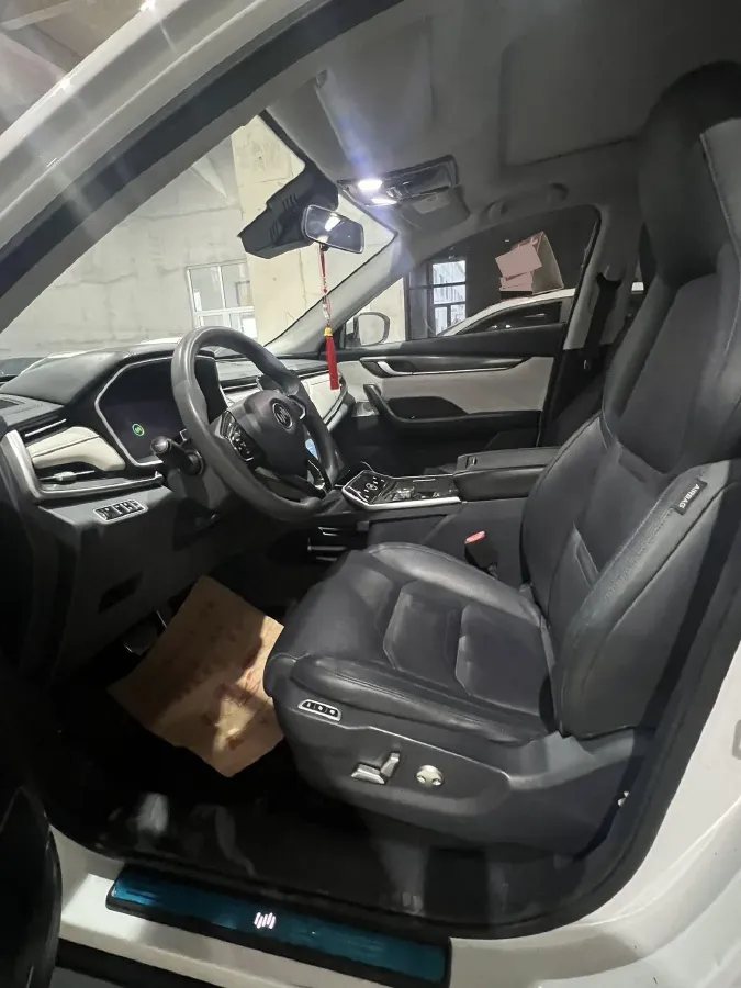 2018 Weltmeister EX5 BEV 52.56KWH,autocango,china used car exporter,china ev exporter,chinese used car exporter,chinese used ev exporter