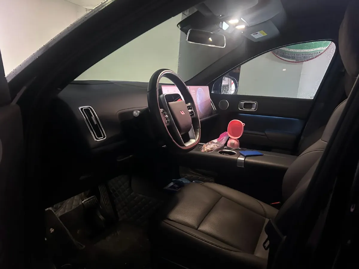 2023 Li L9 Range Extended 154HP REEV 42.6KWH,autocango,china used car exporter,china ev exporter,chinese used car exporter,chinese used ev exporter