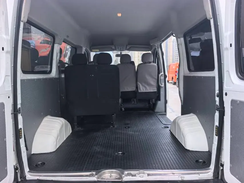 2020 MAXUS XinTu V80 2.5T 136HP L4 6MT,autocango,china used car exporter,china ev exporter,chinese used car exporter,chinese used ev exporter