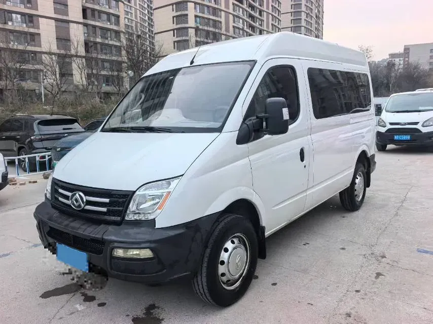 2020 MAXUS XinTu V80 2.5T 136HP L4 6MT,autocango,china used car exporter,china ev exporter,chinese used car exporter,chinese used ev exporter