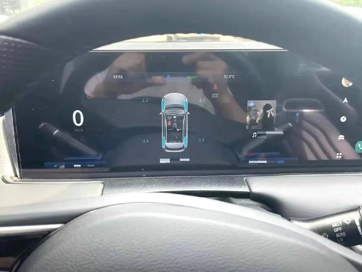 2022 Roewe RX5 MAX 1.5T 181HP L4 6AT,autocango,china used car exporter,china ev exporter,chinese used car exporter,chinese used ev exporter