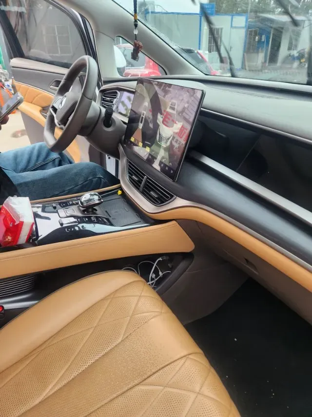 2022 Mercedes-Benz GLC Class 2.0T 197HP L4 9AT,autocango,china used car exporter,china ev exporter,chinese used car exporter,chinese used ev exporter