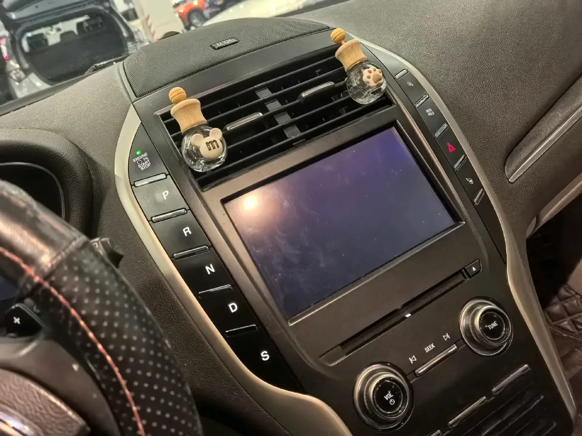 2019 Lincoln MKC 2.0T 203HP L4 6AT,autocango,china used car exporter,china ev exporter,chinese used car exporter,chinese used ev exporter