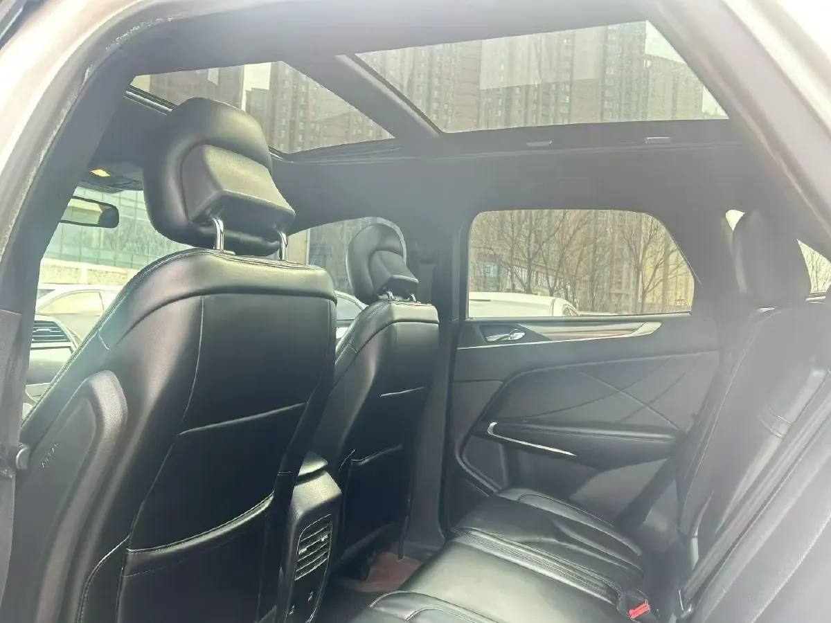 2019 Lincoln MKC 2.0T 203HP L4 6AT,autocango,china used car exporter,china ev exporter,chinese used car exporter,chinese used ev exporter