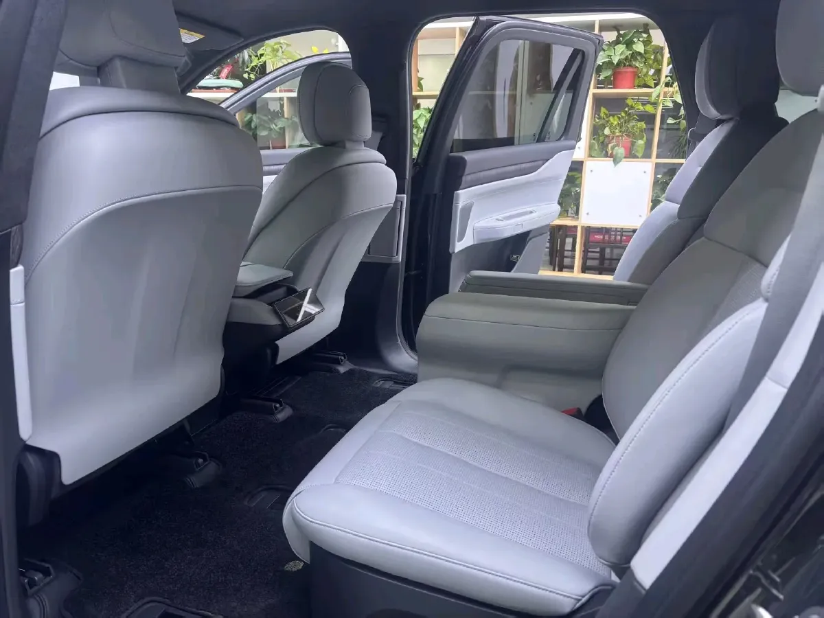 2023 NIO ES8 BEV 75KWH,autocango,china used car exporter,china ev exporter,chinese used car exporter,chinese used ev exporter