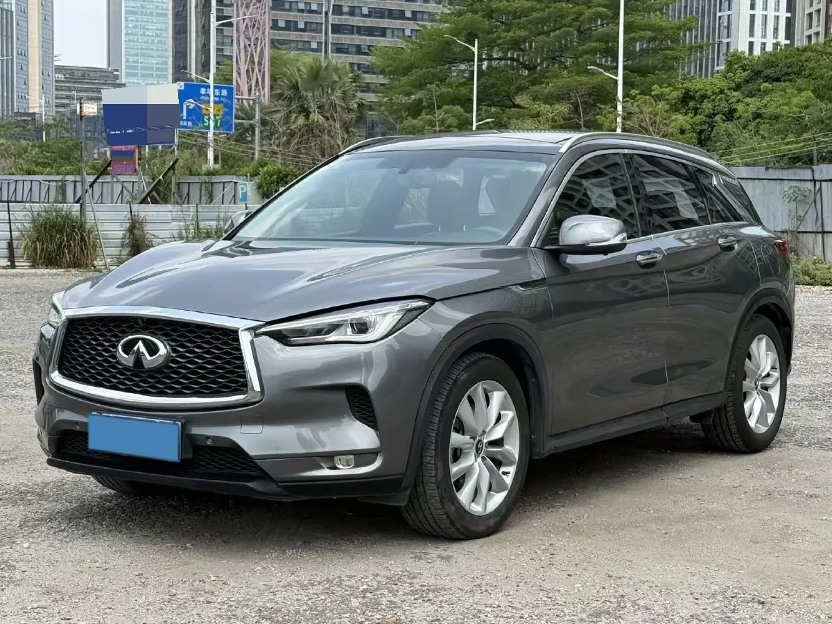 2018 Infiniti QX30 2.0T 211HP L4 7DCT,autocango,china used car exporter,china ev exporter,chinese used car exporter,chinese used ev exporter