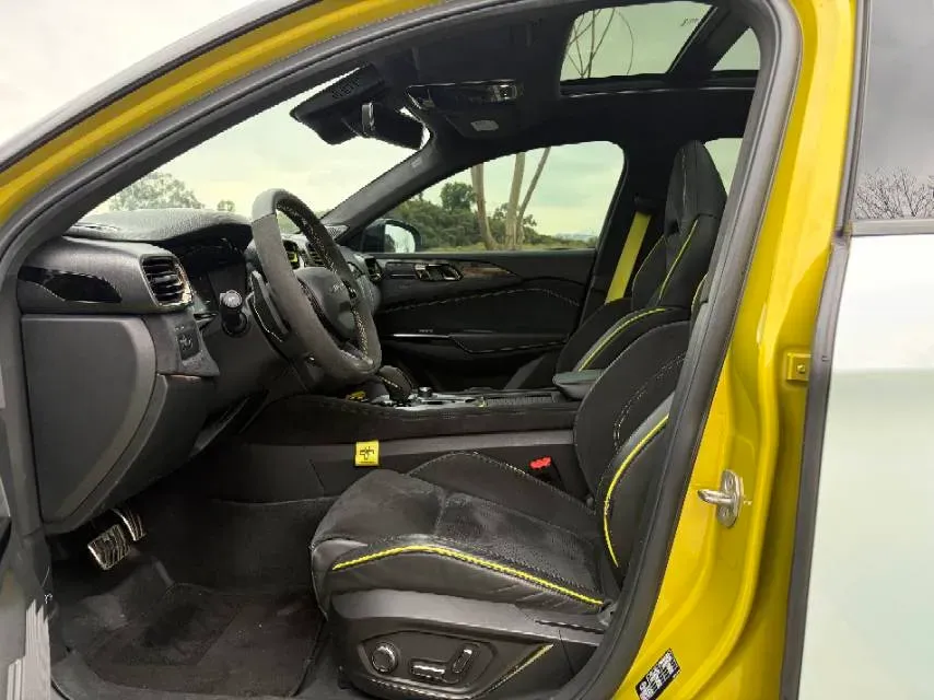 2021 LYNK&CO 03 2.0T 254HP L4 8AT,autocango,china used car exporter,china ev exporter,chinese used car exporter,chinese used ev exporter