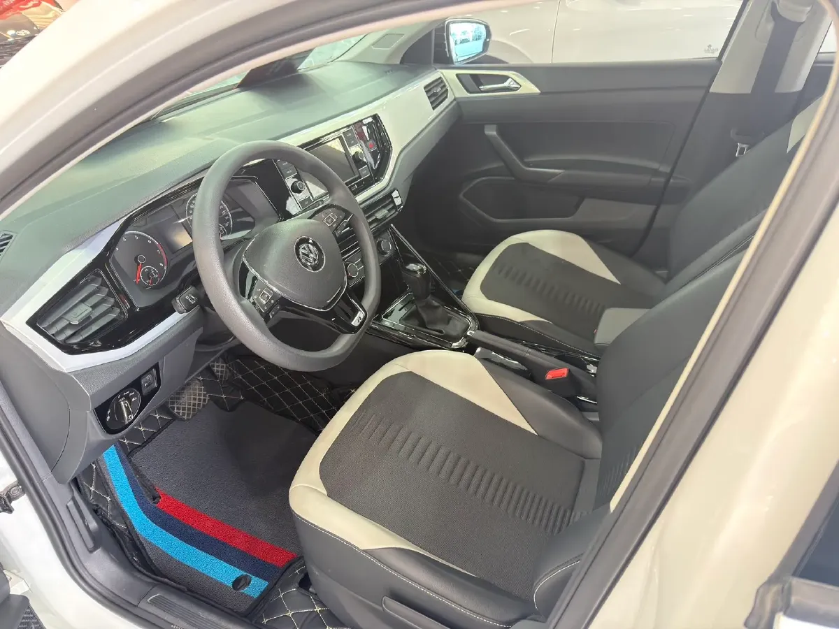 2019 Volkswagen Polo 1.5L 113HP L4 6AT,autocango,china used car exporter,china ev exporter,chinese used car exporter,chinese used ev exporter