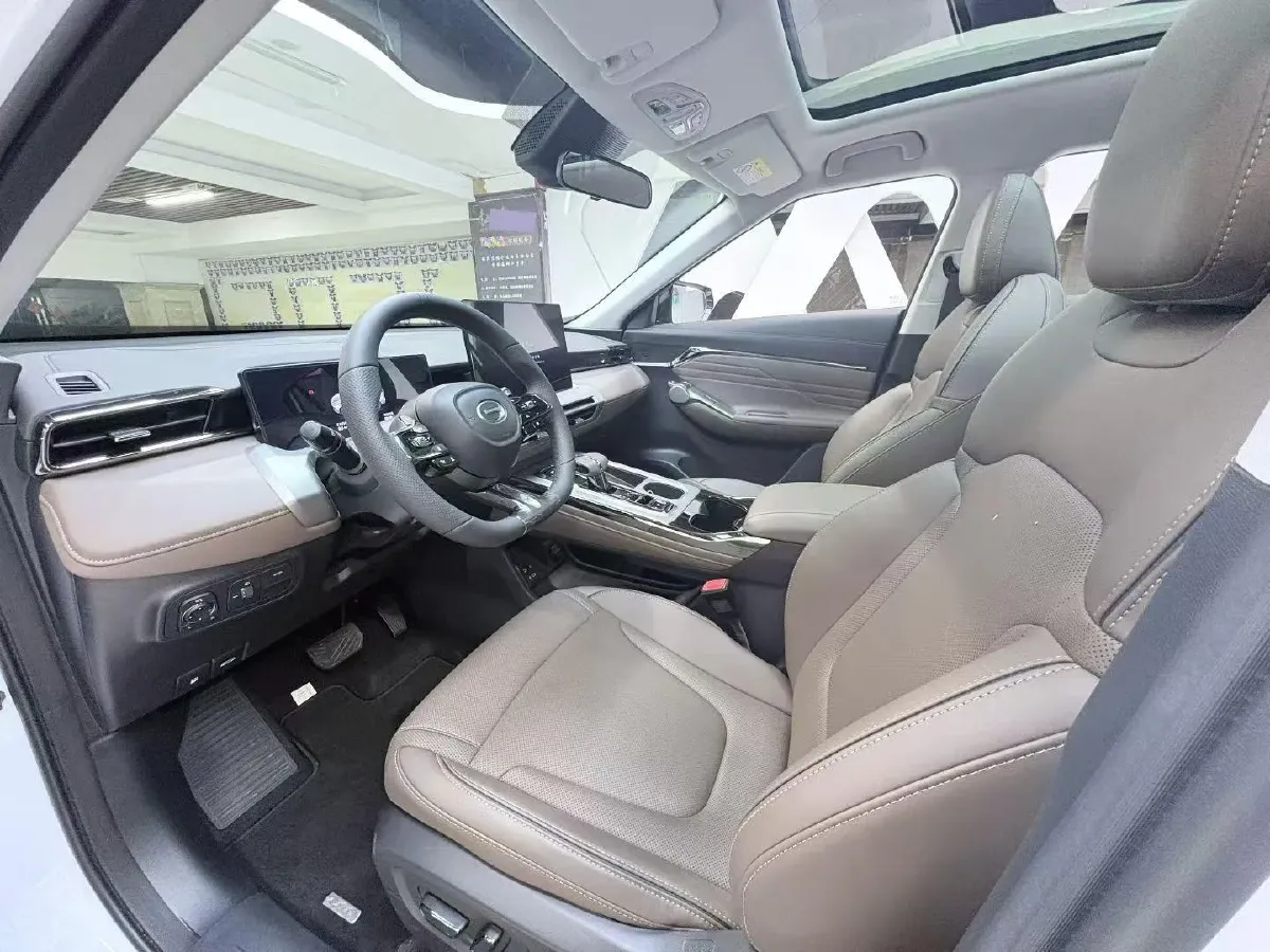 2024 GAC Trumpchi GS4 1.5T 177HP L4 7DCT,autocango,china used car exporter,china ev exporter,chinese used car exporter,chinese used ev exporter