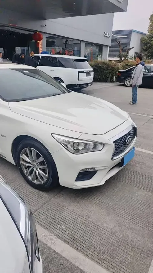2022 Infiniti Q50L 2.0T 211HP L4 7AT,autocango,china used car exporter,china ev exporter,chinese used car exporter,chinese used ev exporter