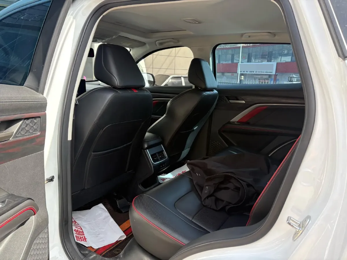 2021 Haval H6 1.5T 150HP L4 7DCT,autocango,china used car exporter,china ev exporter,chinese used car exporter,chinese used ev exporter