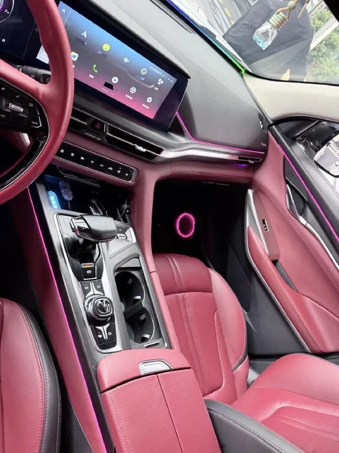 2020 ChangAn CS75 Plus 2.0T 233HP L4 8AT,autocango,china used car exporter,china ev exporter,chinese used car exporter,chinese used ev exporter