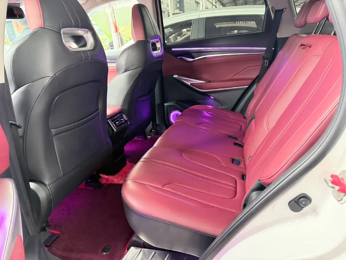 2020 ChangAn CS75 Plus 2.0T 233HP L4 8AT,autocango,china used car exporter,china ev exporter,chinese used car exporter,chinese used ev exporter