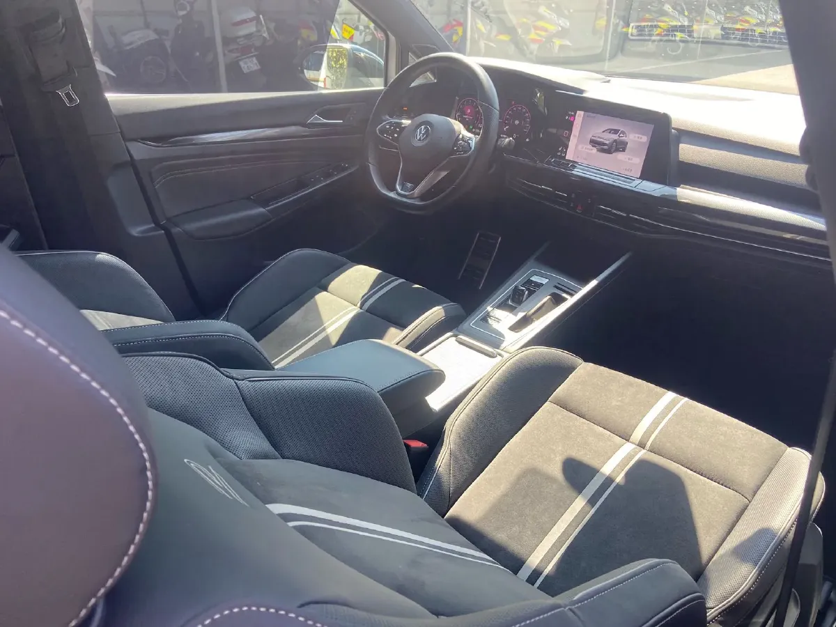 2023 Volkswagen Golf 1.4T 150HP L4 7DCT,autocango,china used car exporter,china ev exporter,chinese used car exporter,chinese used ev exporter