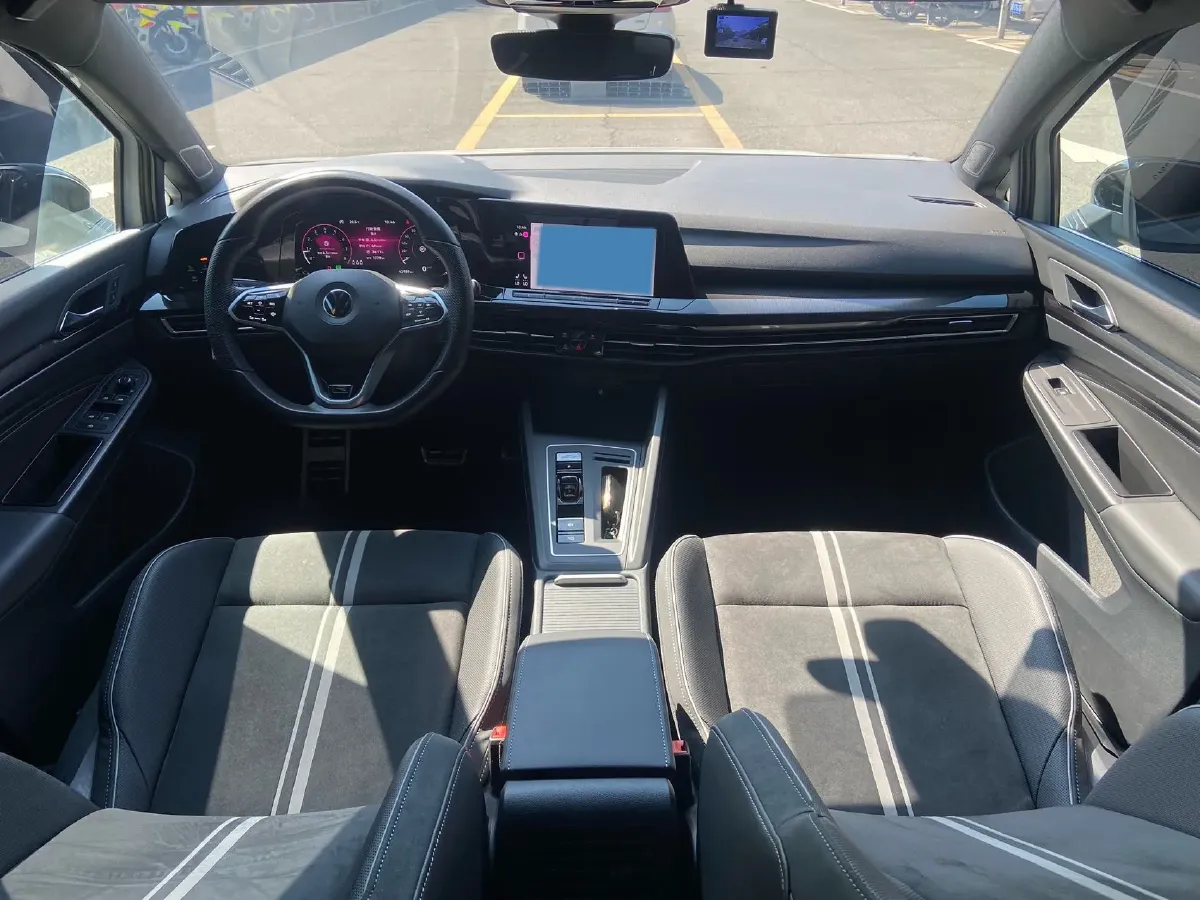 2023 Volkswagen Golf 1.4T 150HP L4 7DCT,autocango,china used car exporter,china ev exporter,chinese used car exporter,chinese used ev exporter