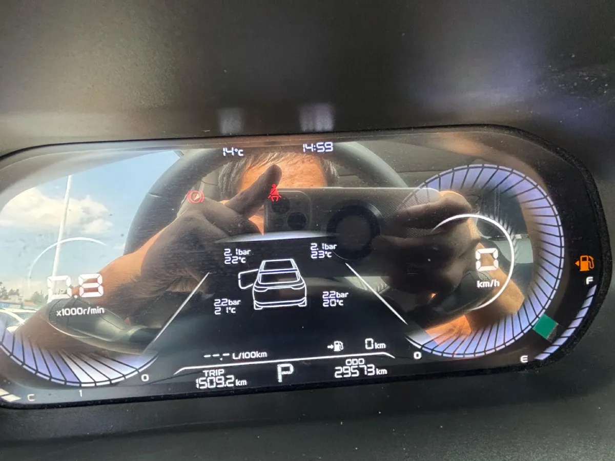 2022 Geely Emgrand 1.5L 114HP L4 CVT,autocango,china used car exporter,china ev exporter,chinese used car exporter,chinese used ev exporter