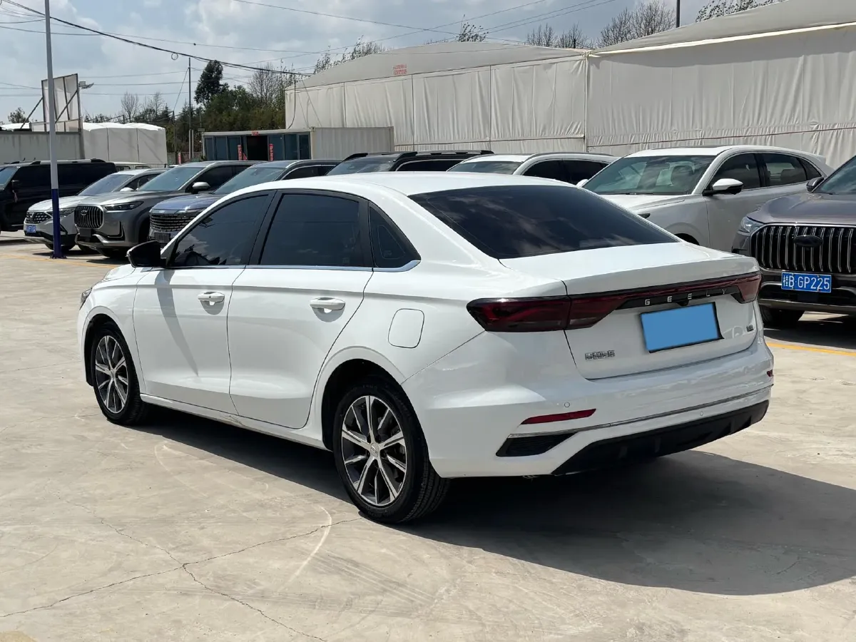2022 Geely Emgrand 1.5L 114HP L4 CVT,autocango,china used car exporter,china ev exporter,chinese used car exporter,chinese used ev exporter
