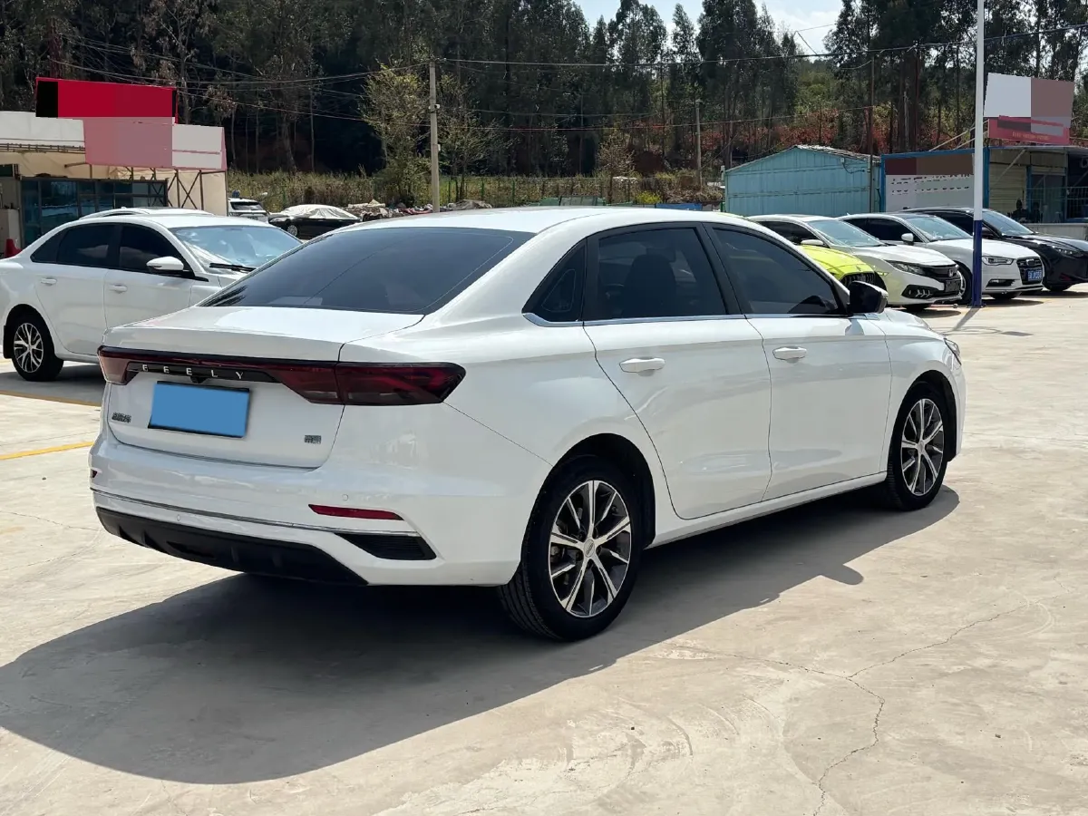 2022 Geely Emgrand 1.5L 114HP L4 CVT,autocango,china used car exporter,china ev exporter,chinese used car exporter,chinese used ev exporter