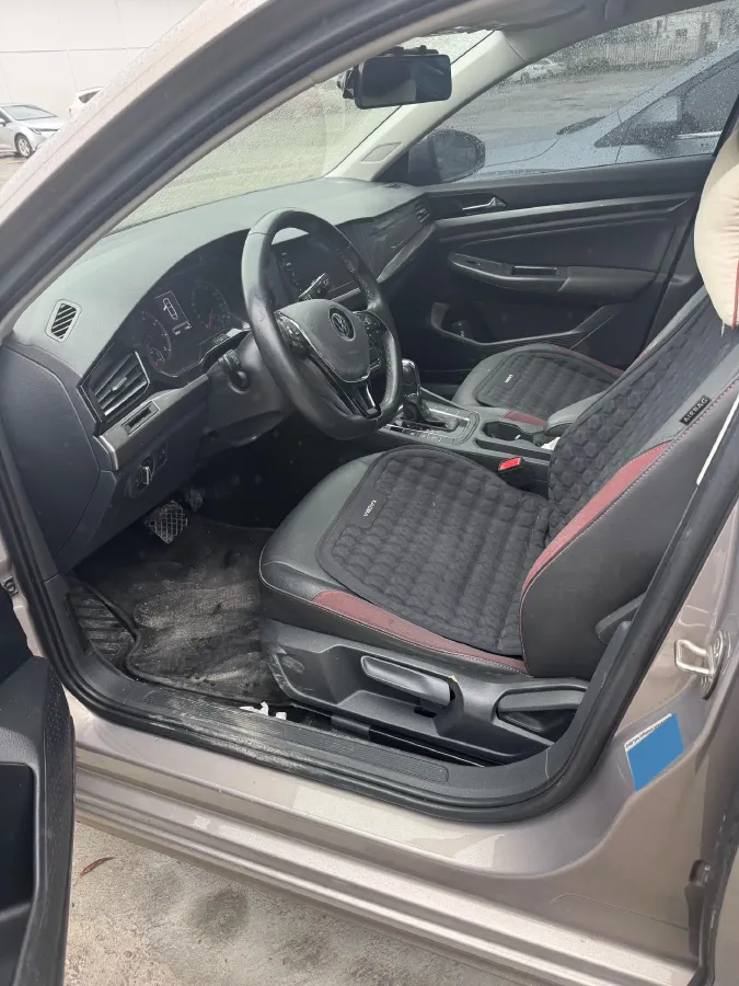 2021 Volkswagen Bora 1.5L 113HP L4 6AT,autocango,china used car exporter,china ev exporter,chinese used car exporter,chinese used ev exporter